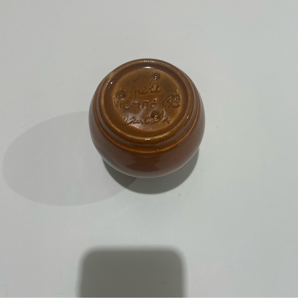 Small vintage INEKE art Pottery Victoria BC Canada VASE mcm Ceramics - Picture 4 of 5